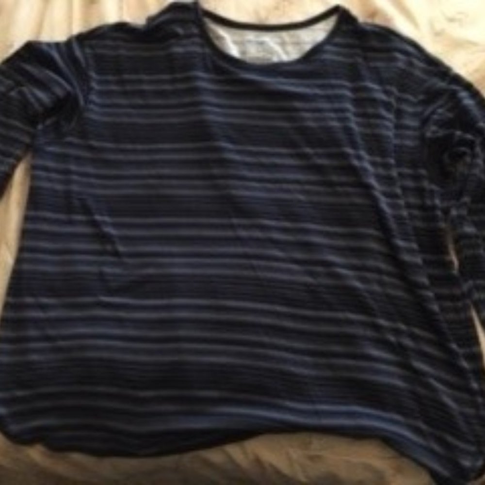 Pull over long sleeve top